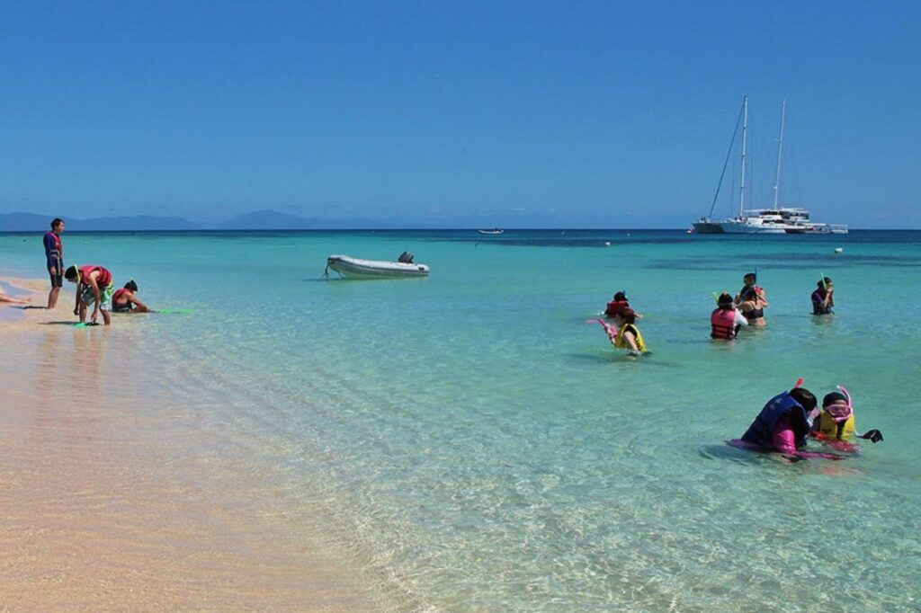 ケアンズ発グレートバリアリーフ屈指の透明度！ミコマスケイの魅力を