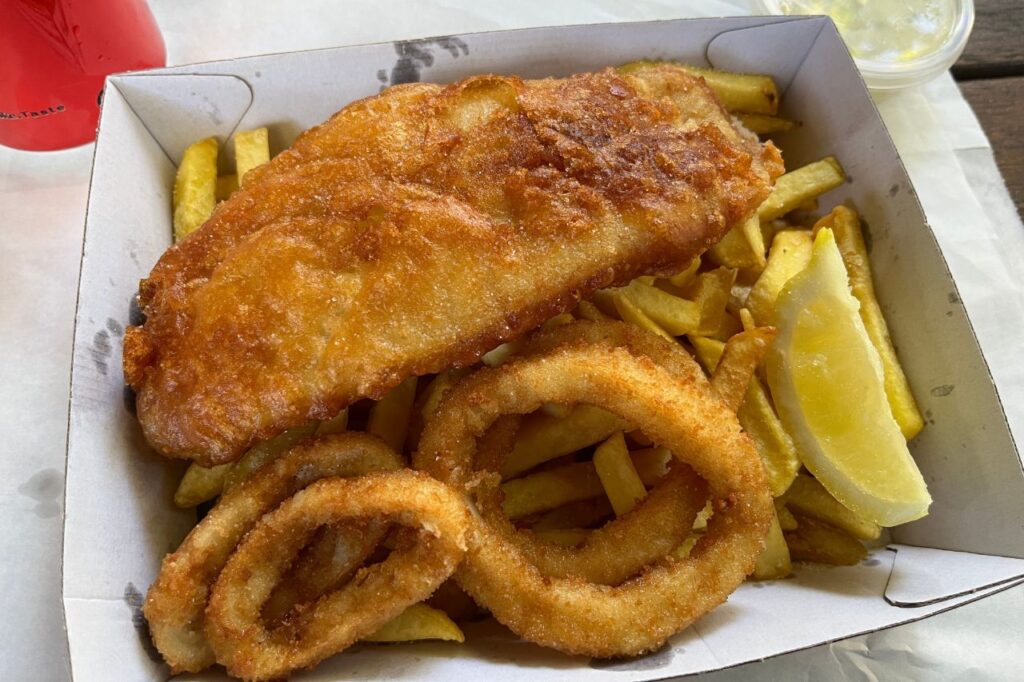間違いなく美味しい！ゴールドコーストのフィッシュアンドチップス名店 aQuAs Traveller