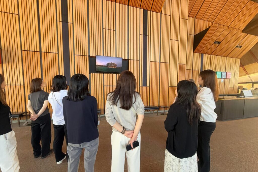 オペラハウス館内ツアー