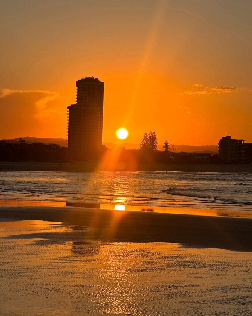 カランビンビーチのサンセット