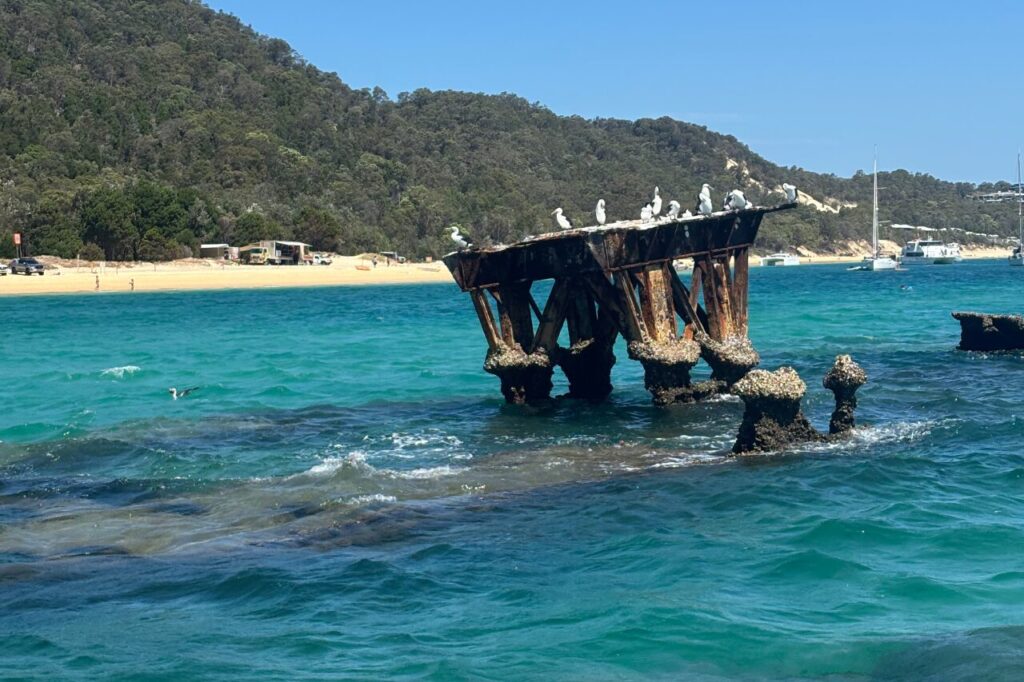 モートン島の沈没船