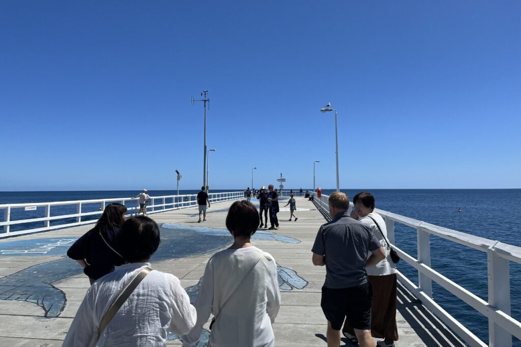 バッセルトン桟橋を歩く