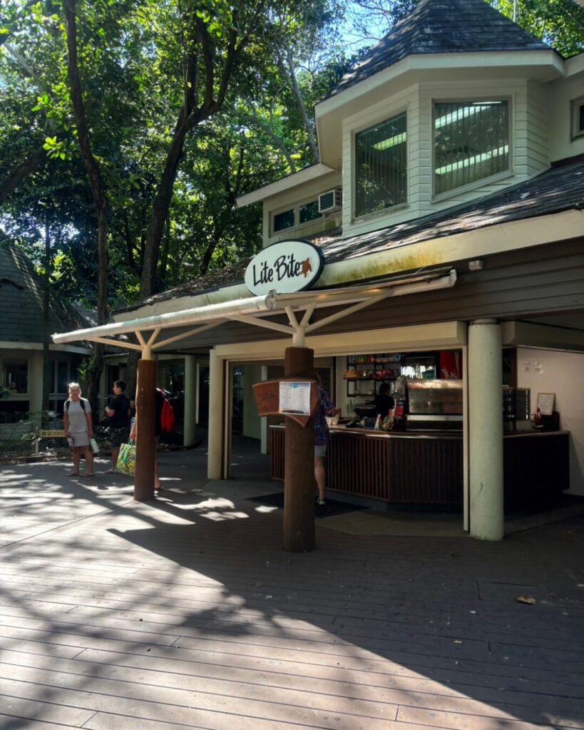グリーン島のカフェ