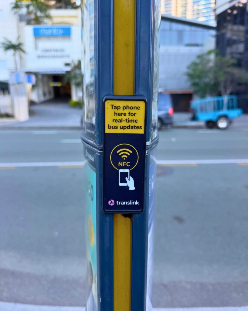 ゴールドコーストのバス停NFC